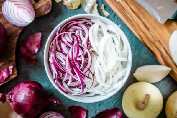 99 percent of people are eating onions the wrong way: Consuming them this way will benefit